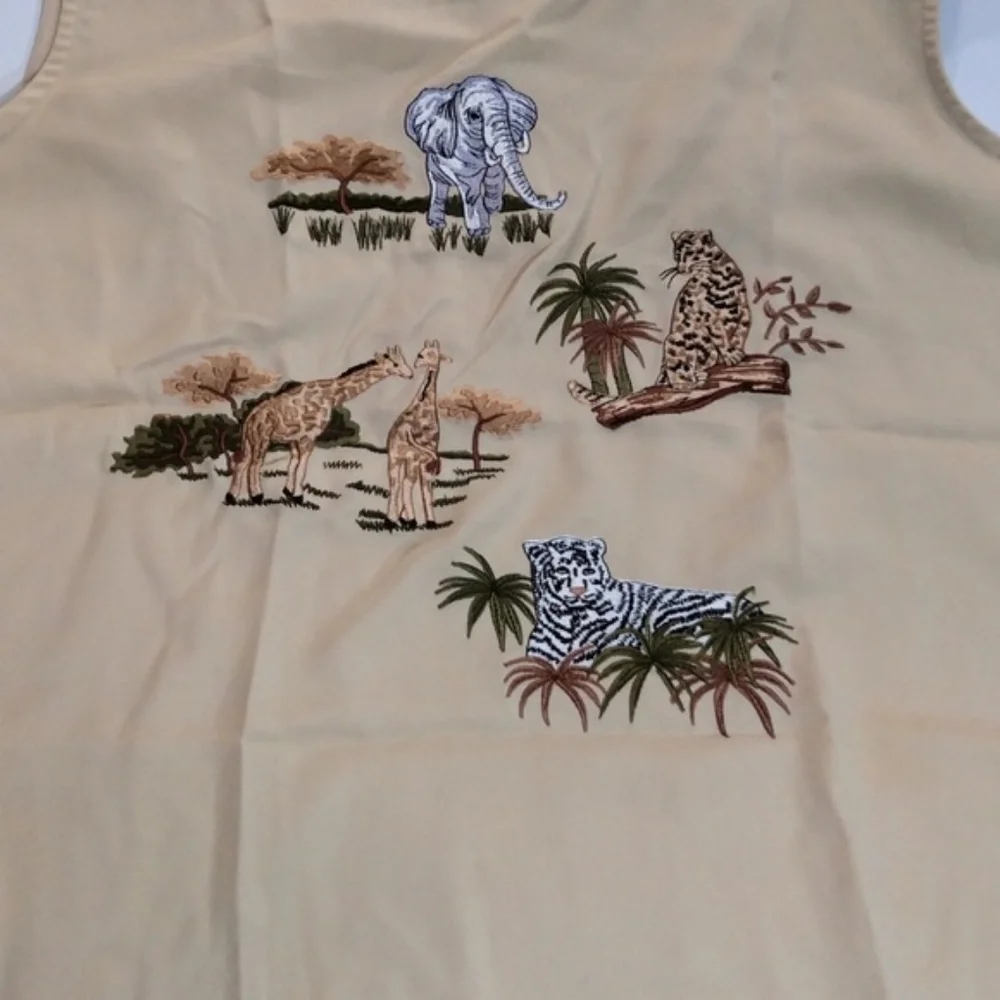 Bon Worth | Embroidered Animals on Tan Sleeve Desert Nature Safari - Picture 3 of 9